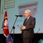 Prezydent Jacek Majchrowski przy mikrofonie